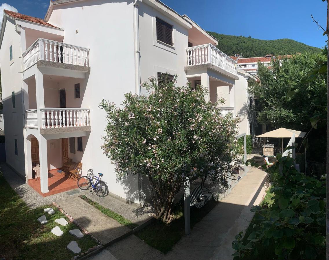 Villa Dionis Будва Екстериор снимка